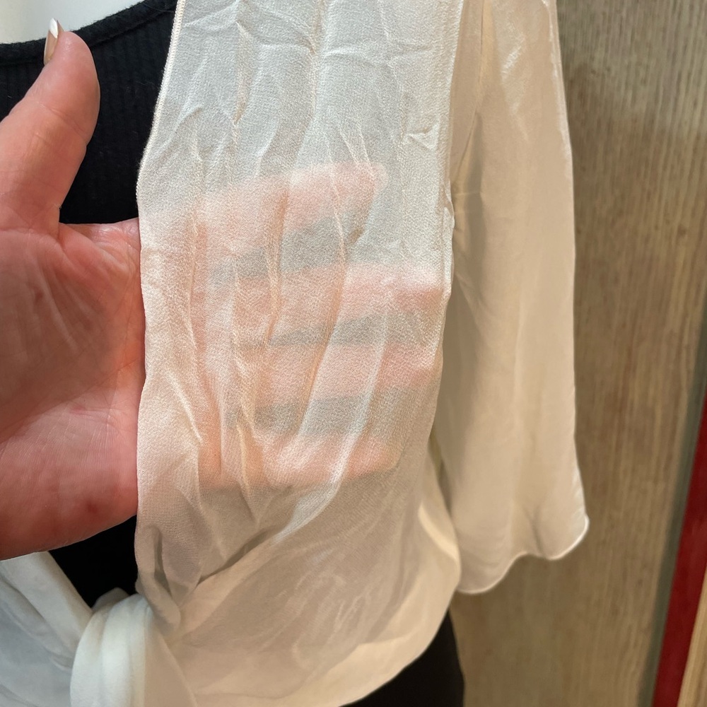 Soft Surroundings 100% SILK White Tie-Front Cardigan - Picture 3 of 8
